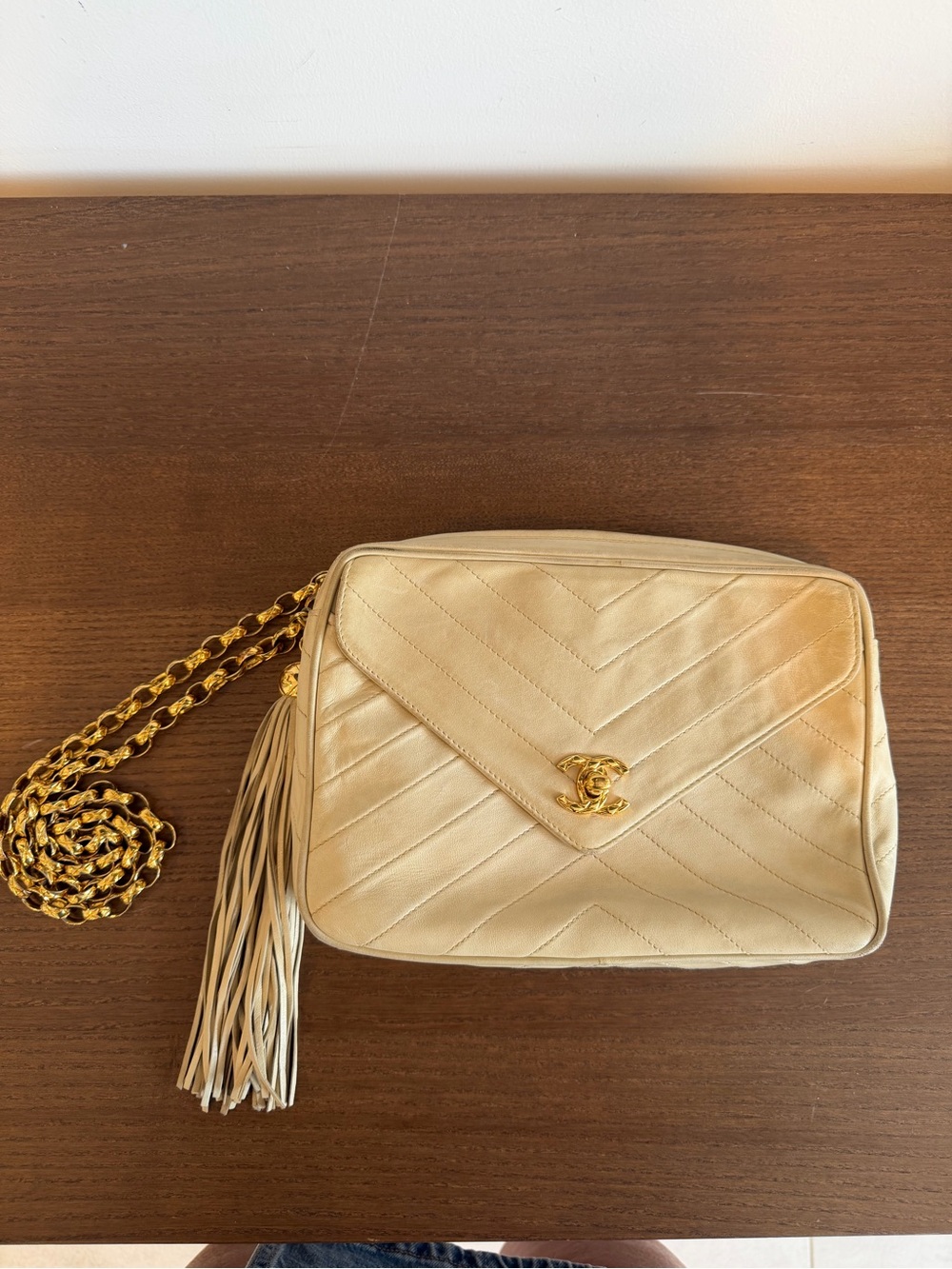 CHANEL Cream Chevron Quilted Leather Crossbody with Gold Chain vintage